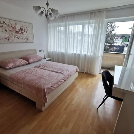 Apartment Tonio - Right On The Main Square Gospić Zewnętrze zdjęcie